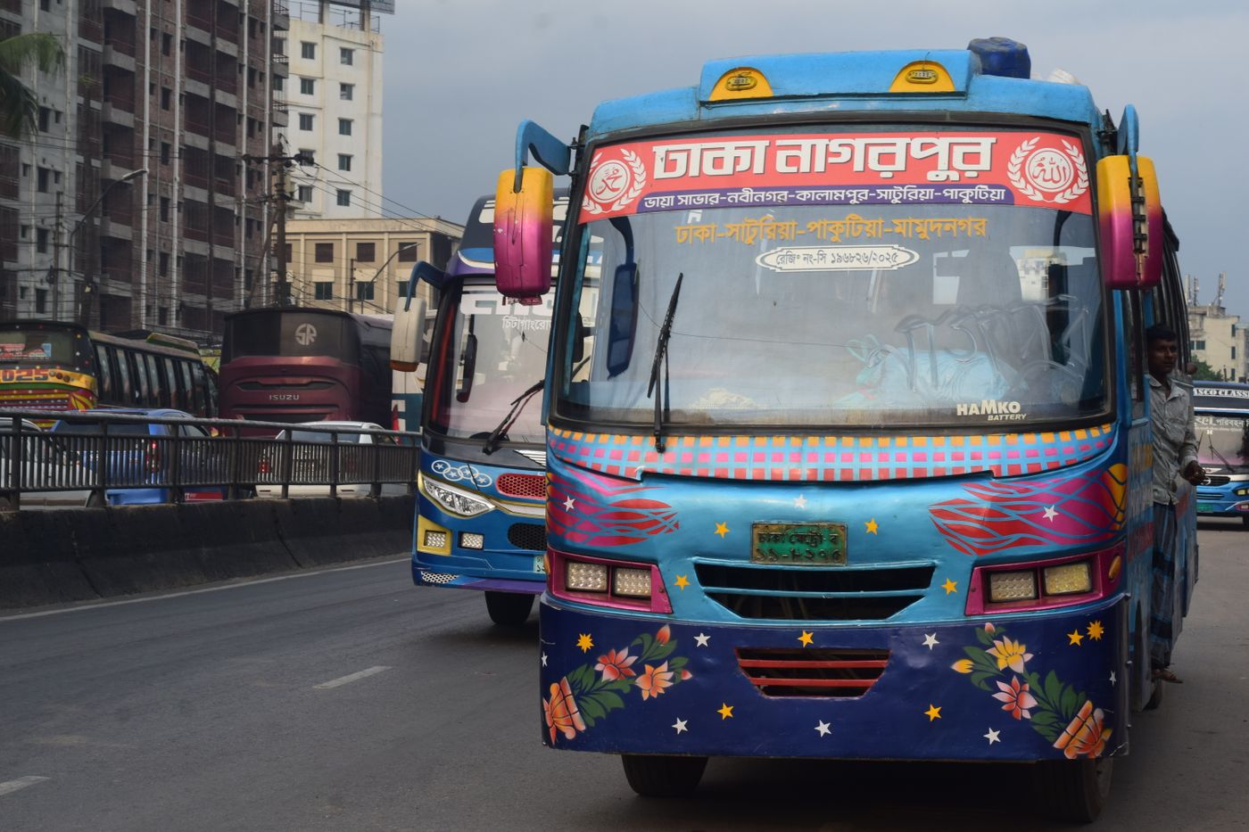 পুরান ঢাকার অলিগলিতে একদিন: ইতিহাস আর স্বাদের খোঁজে